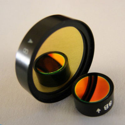 Le verre optique du polariseur RG715 de la feuille A5 filtre 5mm à 200mm