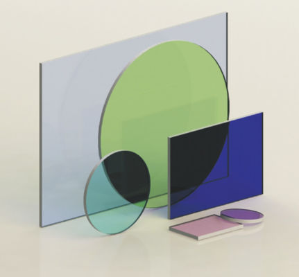 Le verre optique du polariseur RG715 de la feuille A5 filtre 5mm à 200mm