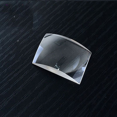 L'AR a enduit la lentille concave cylindrique